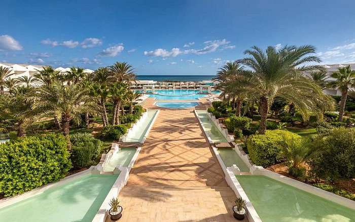 Djerba's Radisson Blu Palace Resort & Thalasso - A 5-Star Experience